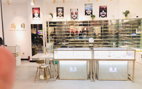 玻璃珠寶展柜為何受歡迎？