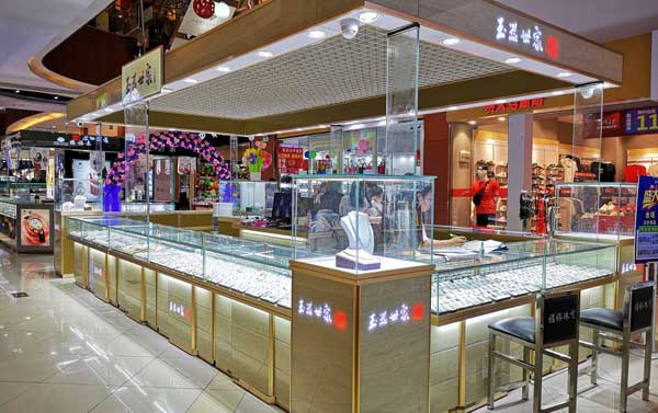 珠寶首飾展柜如何保證定制品質？定制成本高嗎？